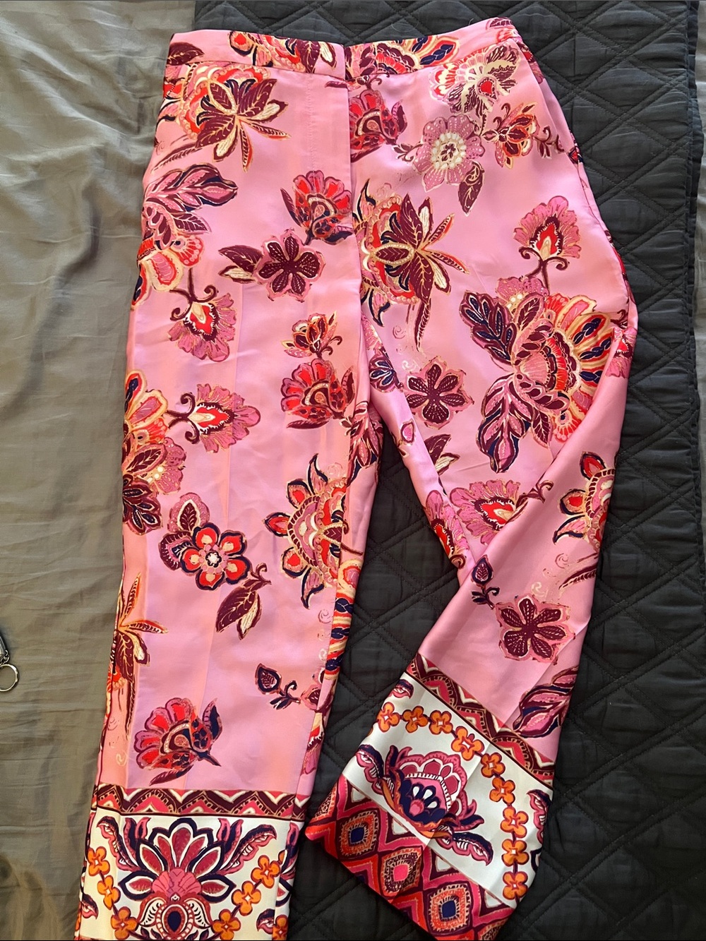 Pink Floral Printed Slim Pants